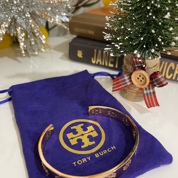 Authentic TORY BURCH NEW Rose gold PIERCED T CUFF BRACELET NEW with tags - Picture 7 of 11